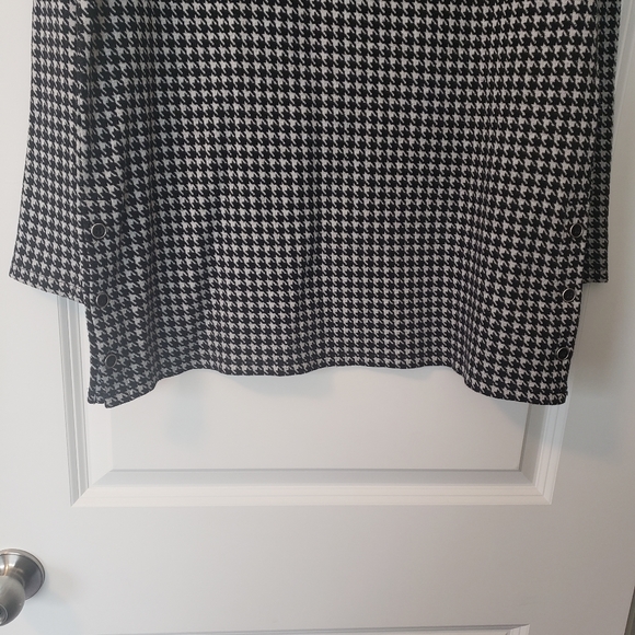 Pull over check sweater - Picture 2 of 3